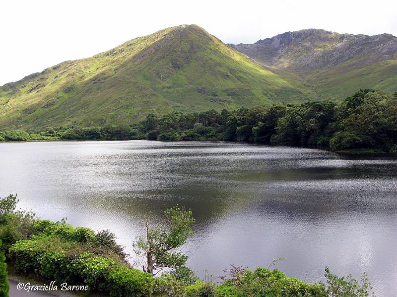 Kylemore - particolare lago.jpg